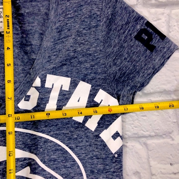 Victoria’s Secret Pink PennState T-shirt Navy Blue White Size Medium PSU - Picture 9 of 11